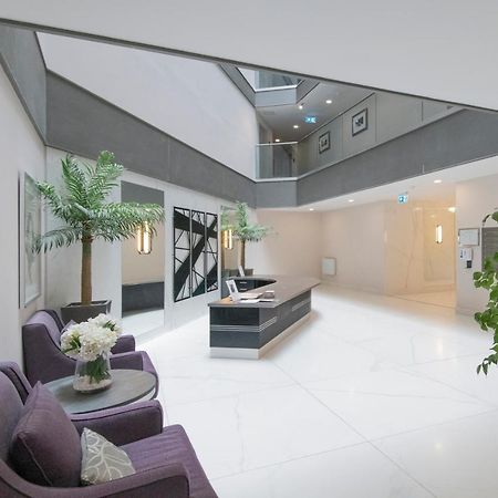 מיידנהד Spacious Apartment With Parking Space, Close To Heathrow, Elizabeth Line And Windsor מראה חיצוני תמונה
